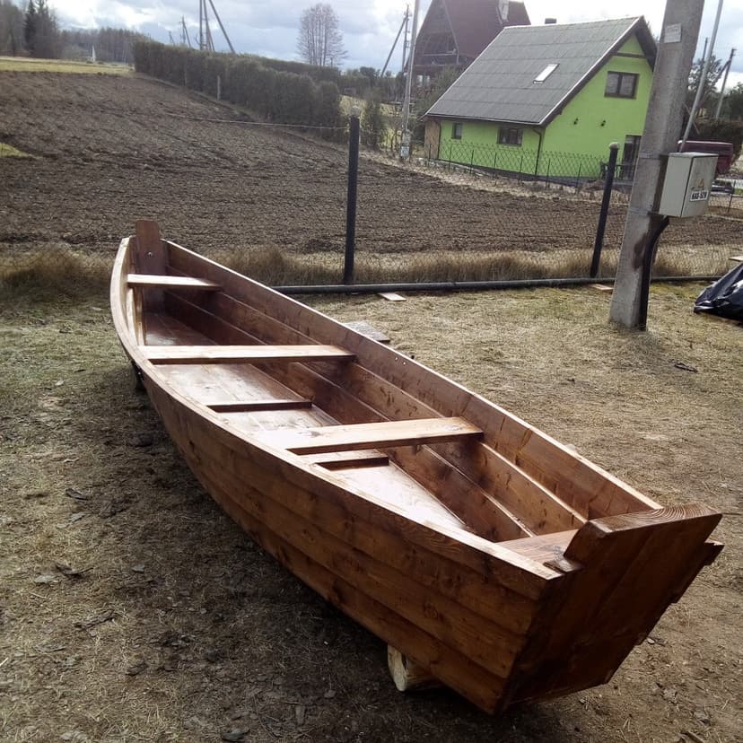 Medinė valtis, nr. 3