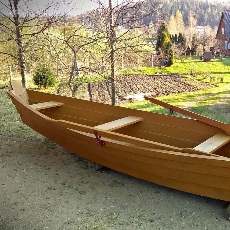 Medinė valtis, nr. 5